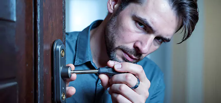 Eviction Locksmith Northfield