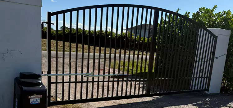 Driveway Fence Repair Northfield